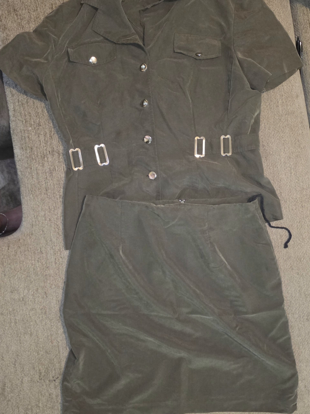 Dress Barn's Olive Green Women's Skirt Set - Classic Tailored Style Size 14